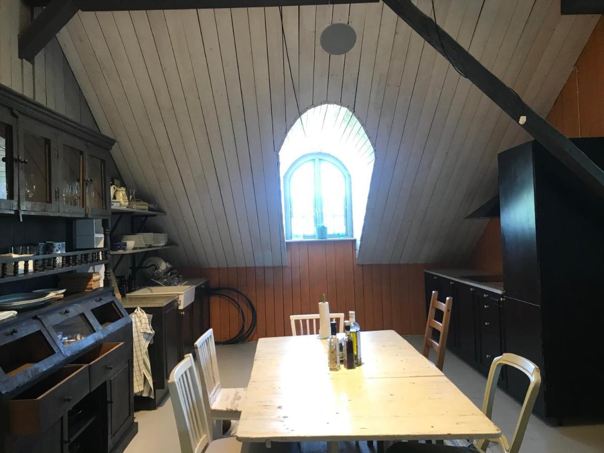 Arphus Lodge Eskilstuna Extérieur photo