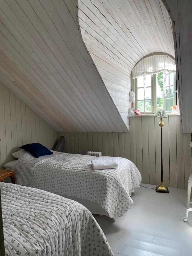Arphus Lodge Eskilstuna Extérieur photo