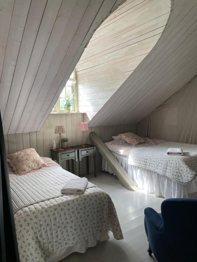 Arphus Lodge Eskilstuna Extérieur photo