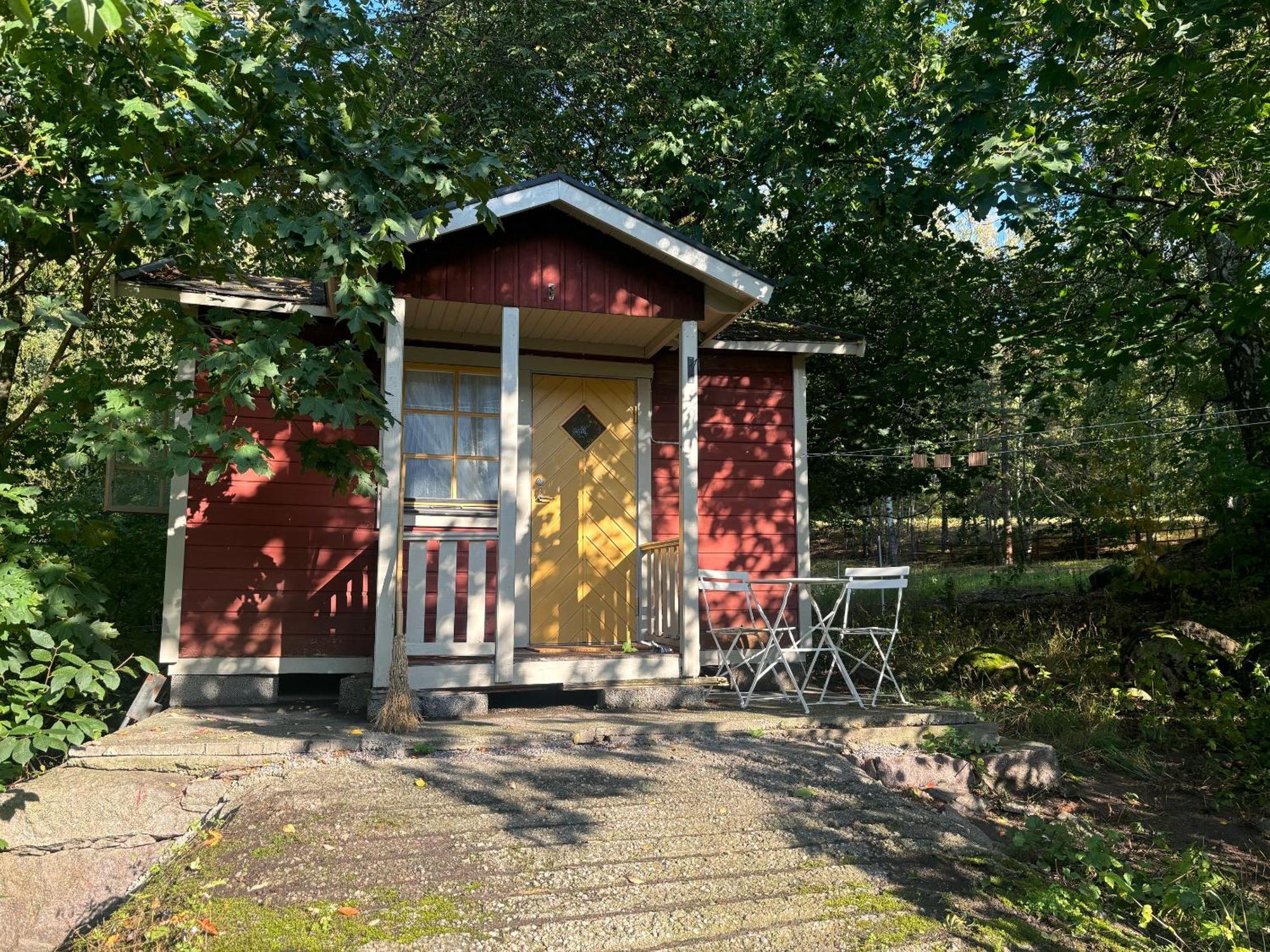 Arphus Lodge Eskilstuna Extérieur photo